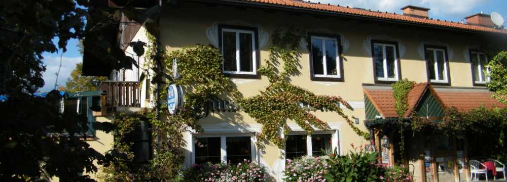 H�userl im Wald in Graz