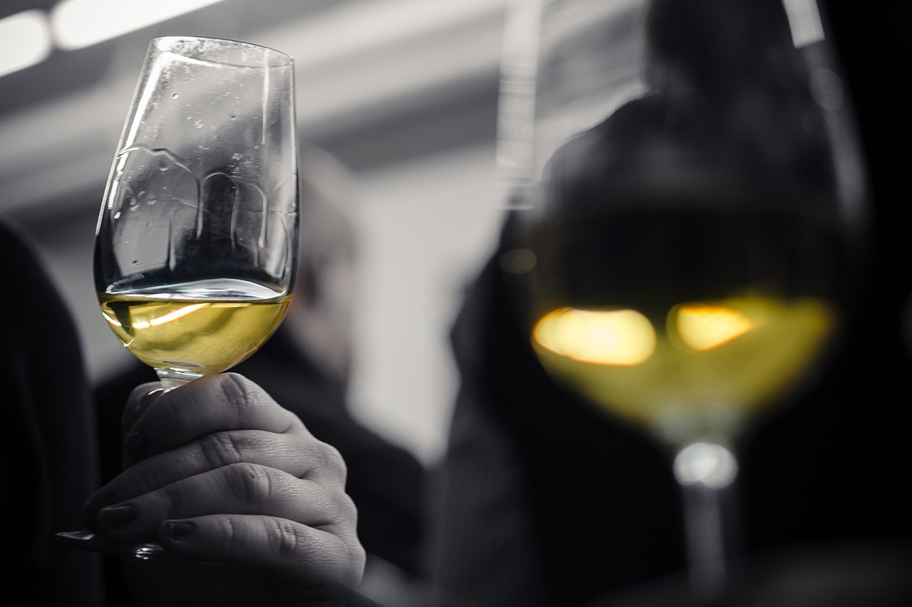 WINE'N DINE - Riesling Dreiländereck