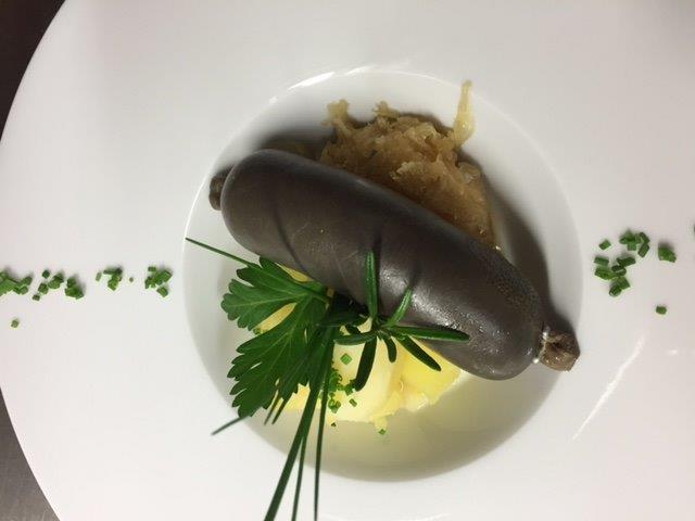 GOURMET  -METZGETE