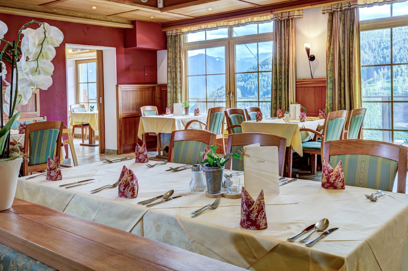 Berghotel Jaga-Alm GmbH & CoKG in Zell am See, Foto 7