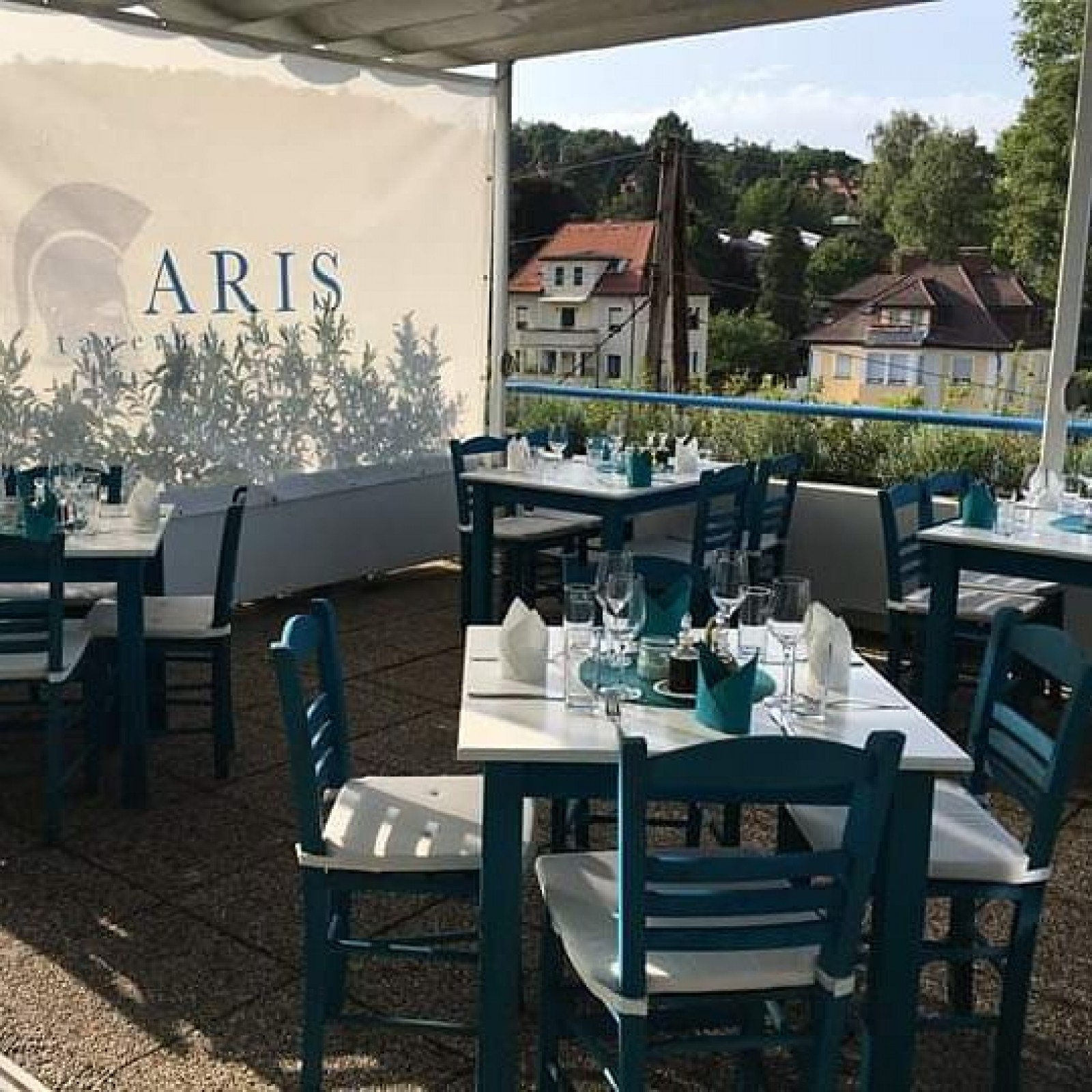 Aris Taverna.Ouserie in Linz, Foto 2