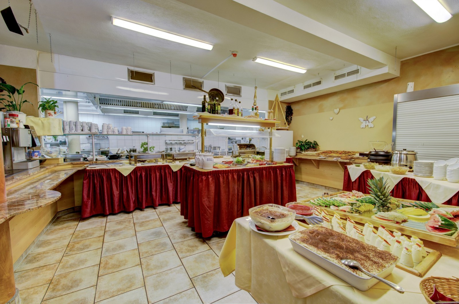 Berghotel Jaga-Alm GmbH & CoKG in Zell am See, Foto 16