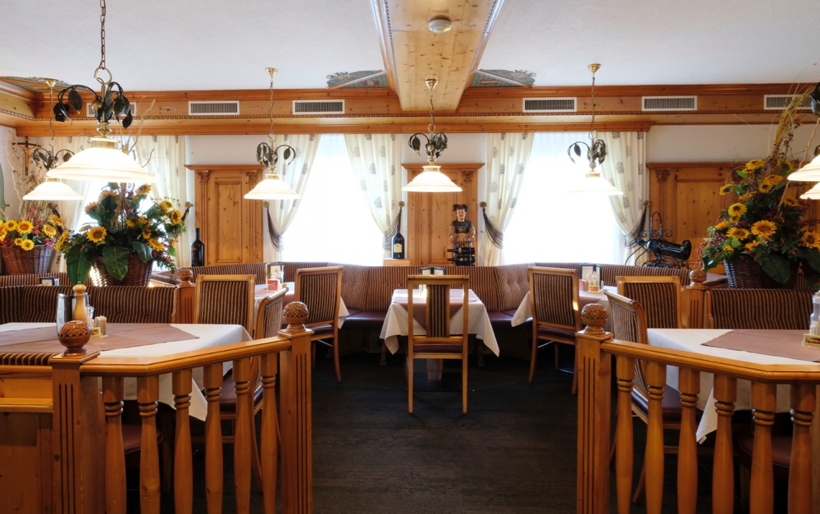 LADICH's Steak-House Parndorf - The ORIGINAL since 1997 in Parndorf, Foto 1