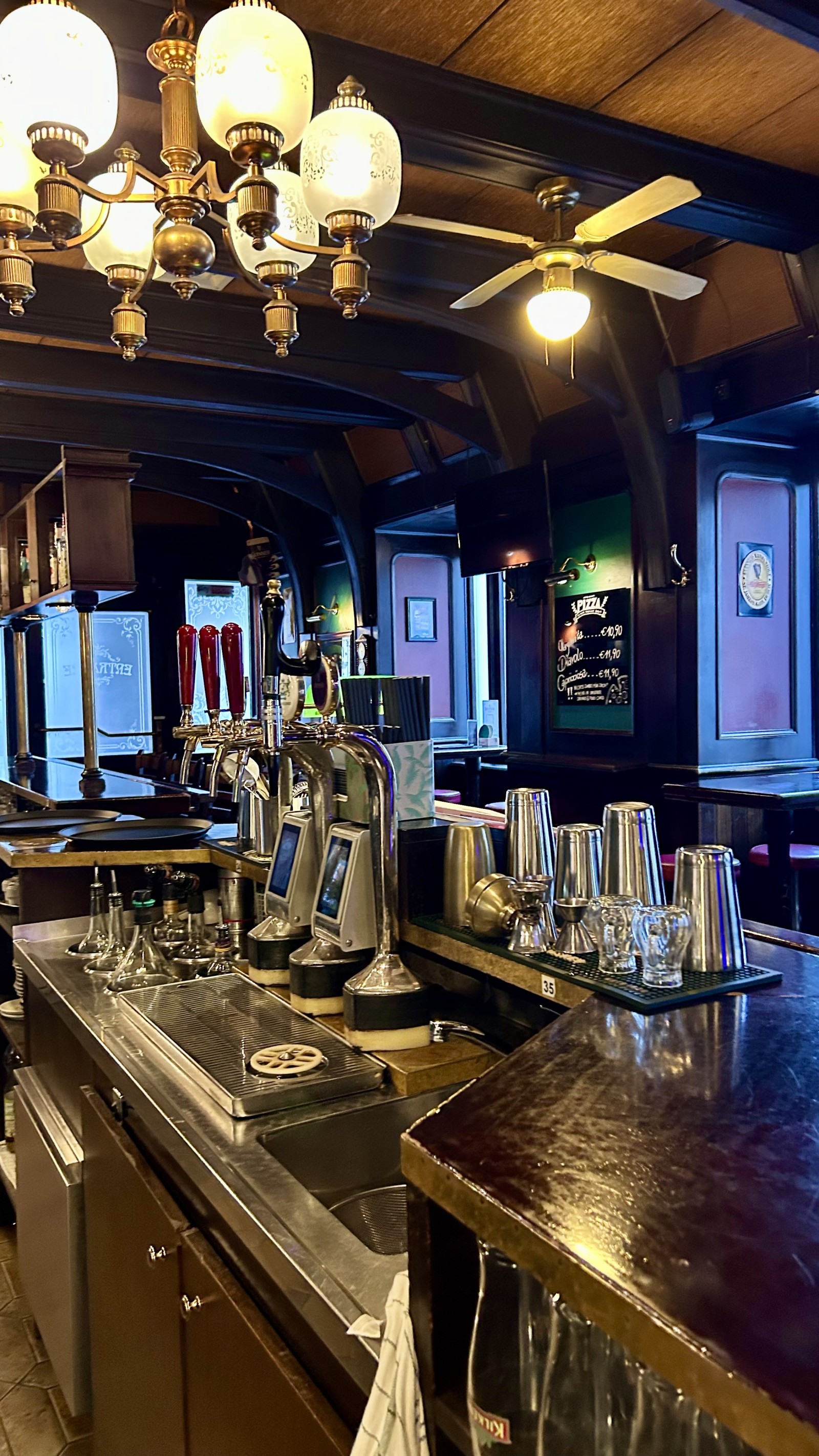 Restaurant Backbone Irish Pub in Wien