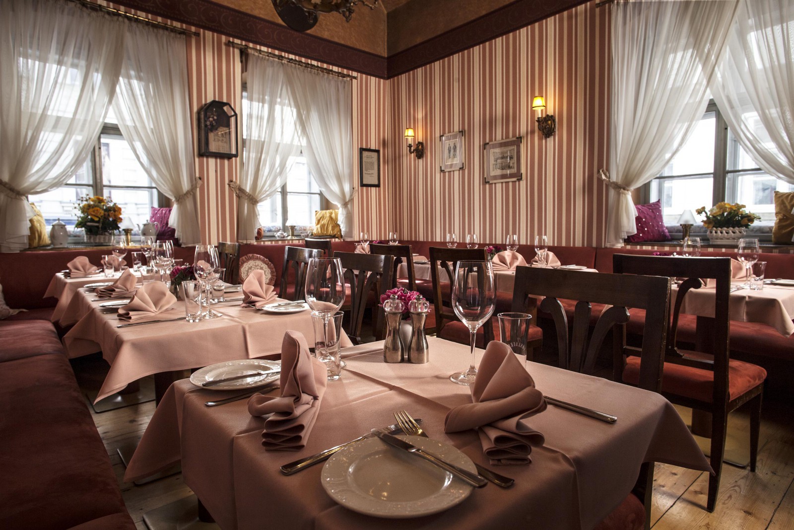 Restaurant Das Biedermeierrestaurant Zu ebener Erde und erster Stock in Wien