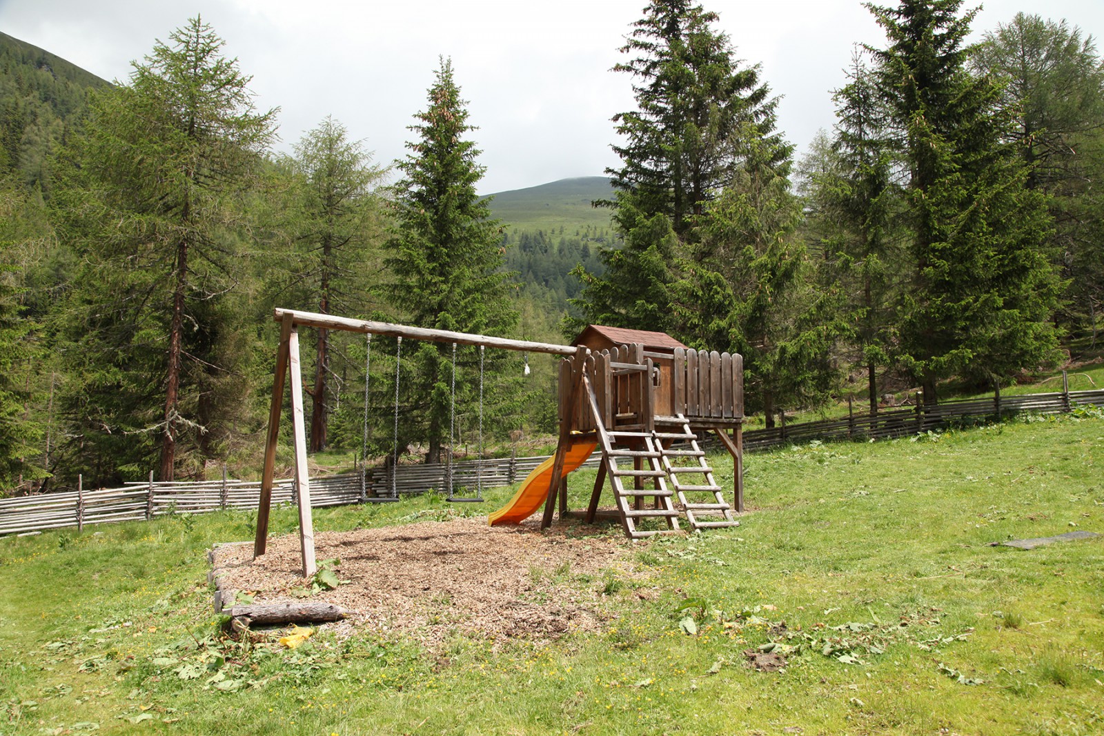 Larchenhutte St. Oswald in St. Oswald, Foto 6