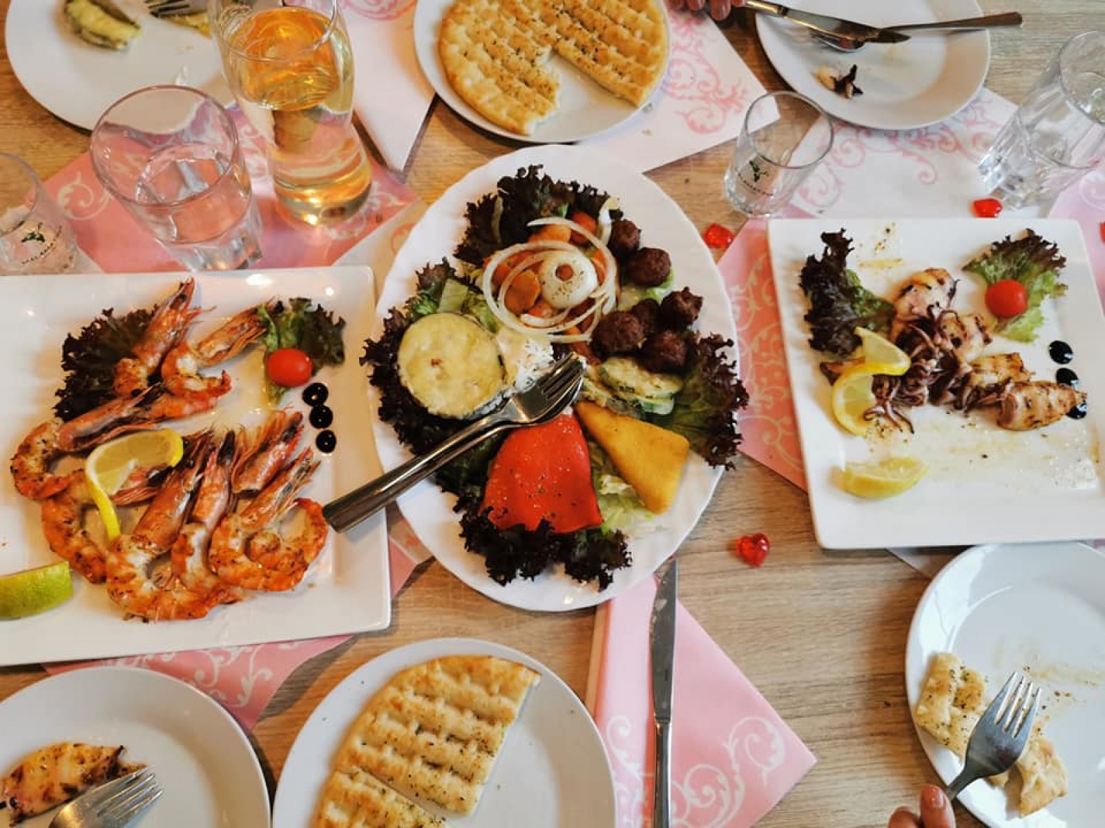 Restaurant Taverna Filotimo Griechische Spezialitäten in Stockerau
