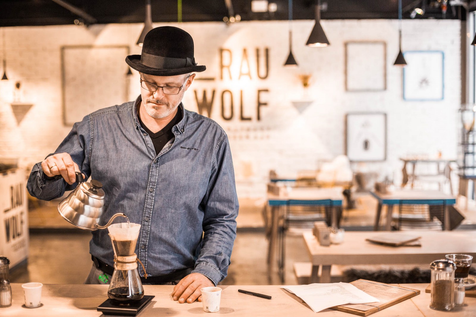 RAUWOLF Rösthaus + Brewbar in Voesendorf, Foto 1