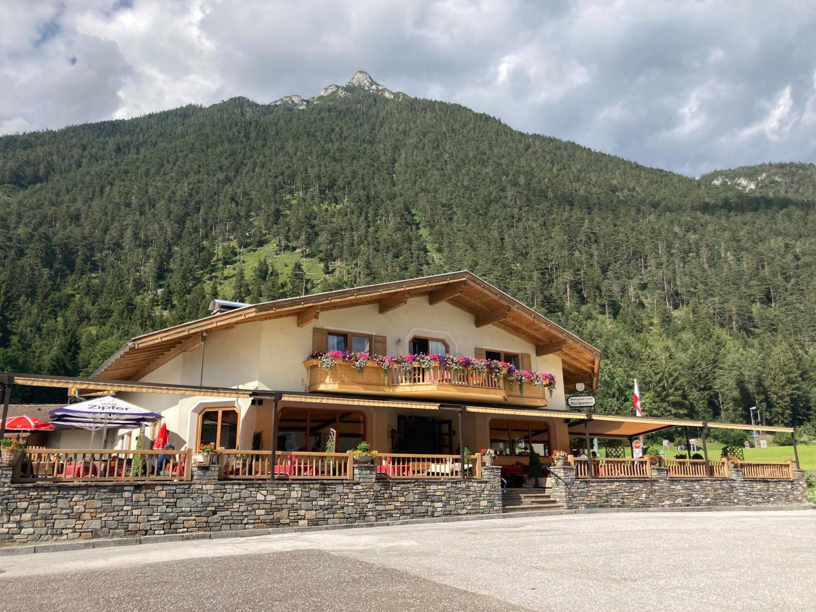 Gasthof Kirchenwirt Maurach in Maurach am Achensee