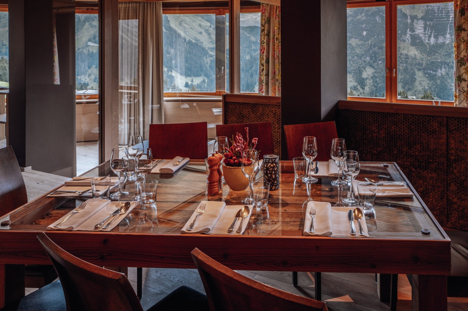 HOTEL GOLDENER BERG  in Lech, Foto 4