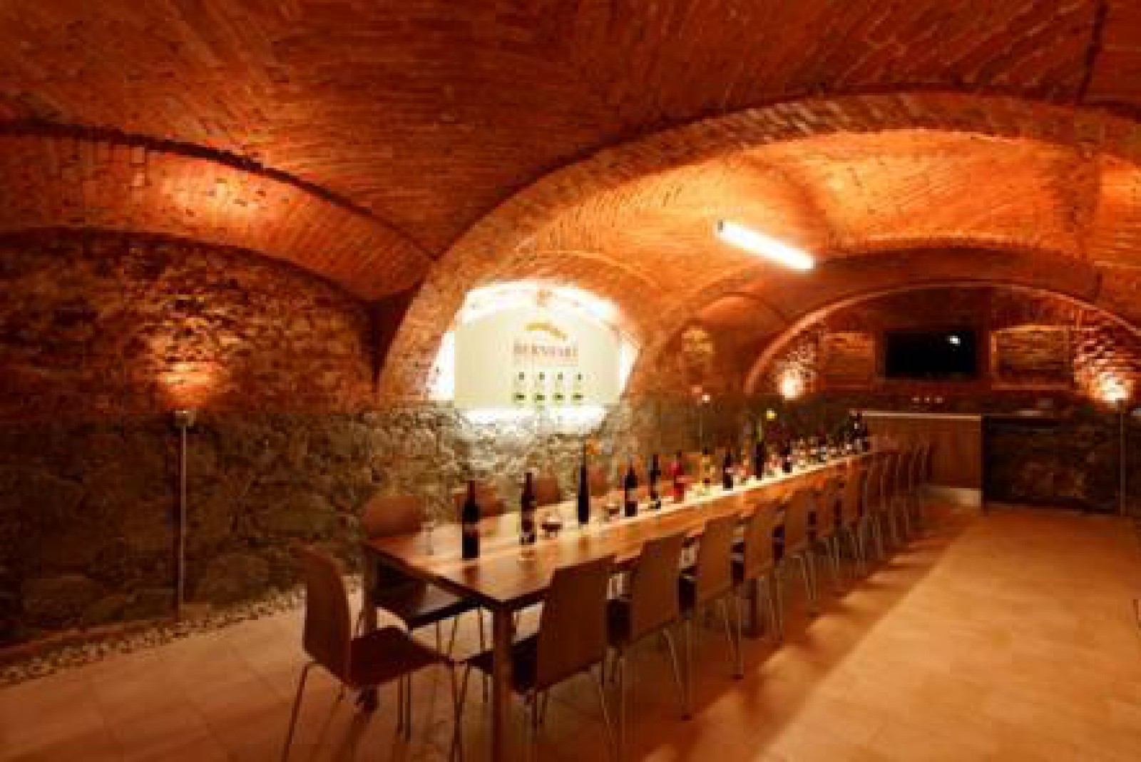 Buschenschank und Weingut Bernhart in Riegersburg, Foto 1