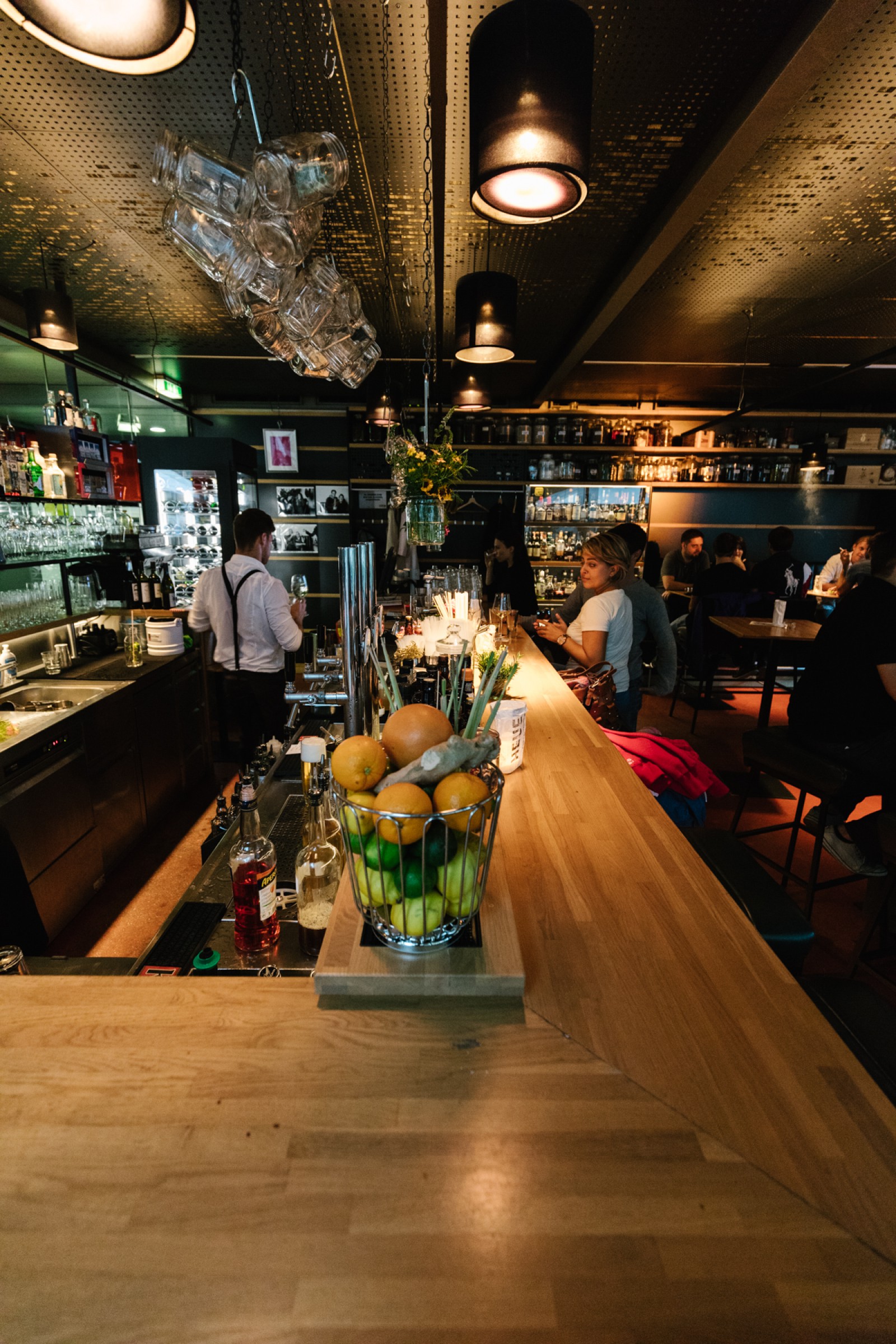 HEUER Garten. Restaurant. Bar in Wien, Foto 9