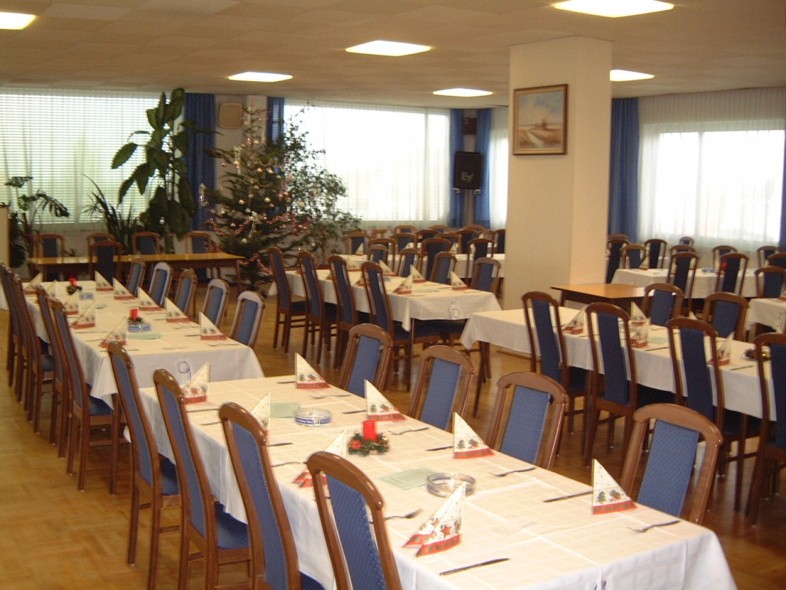 GASTHOF HEISS Grillhendl Heuriger in Kirchberg am Wagram, Foto 3