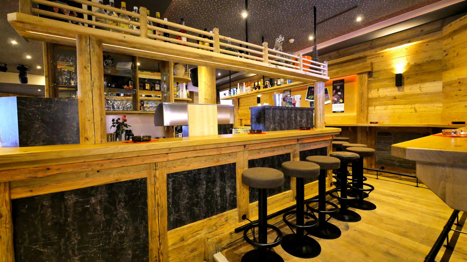 Après Ski & Restaurant in Fügen, Foto 1