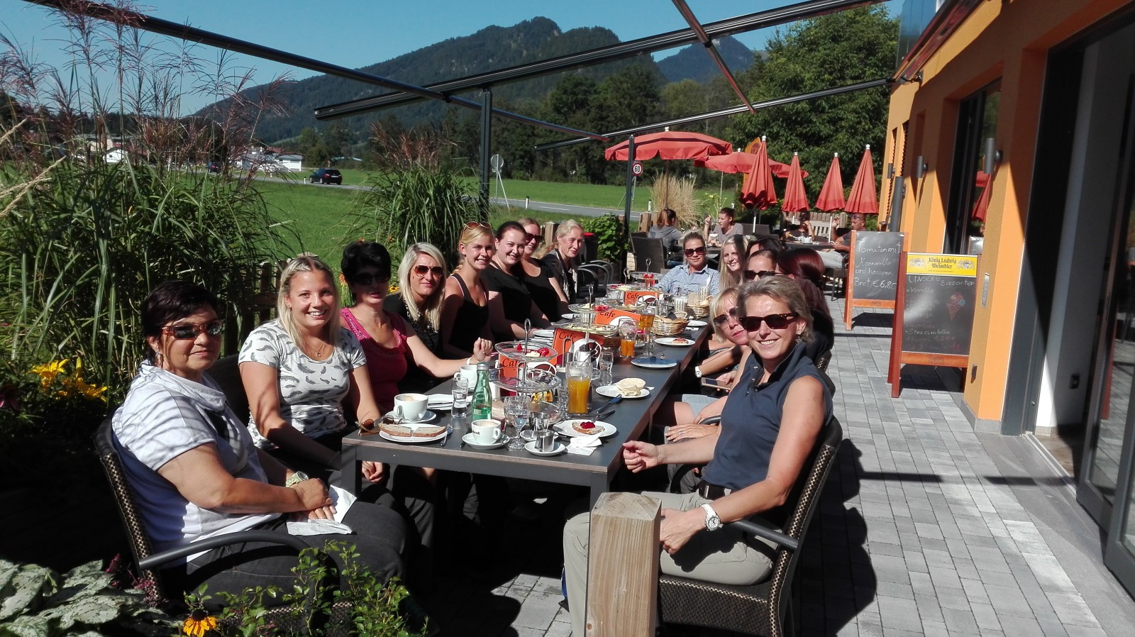 Cafe 172, Neuschäfer John-Patrick in Koessen, Foto 11