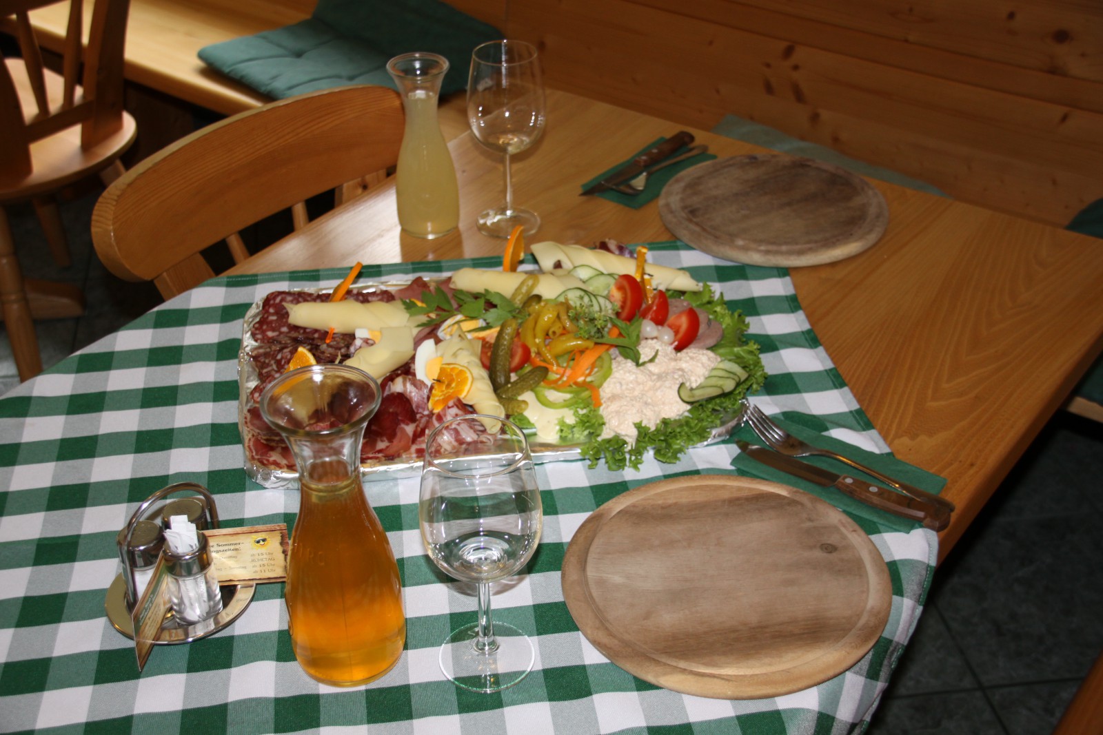 Buchreiter Sonnenhügel Jaga Stub´n in Pörtschach Am Wörthersee, Foto 3