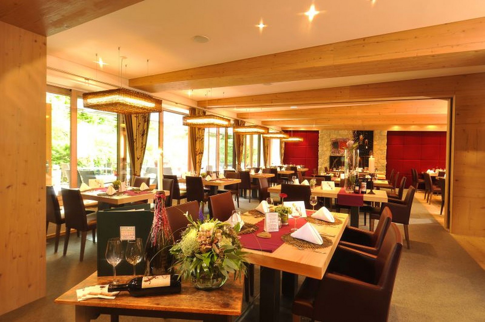 Restaurant at Hotel Maximilian in Ehenbichl, Foto 20