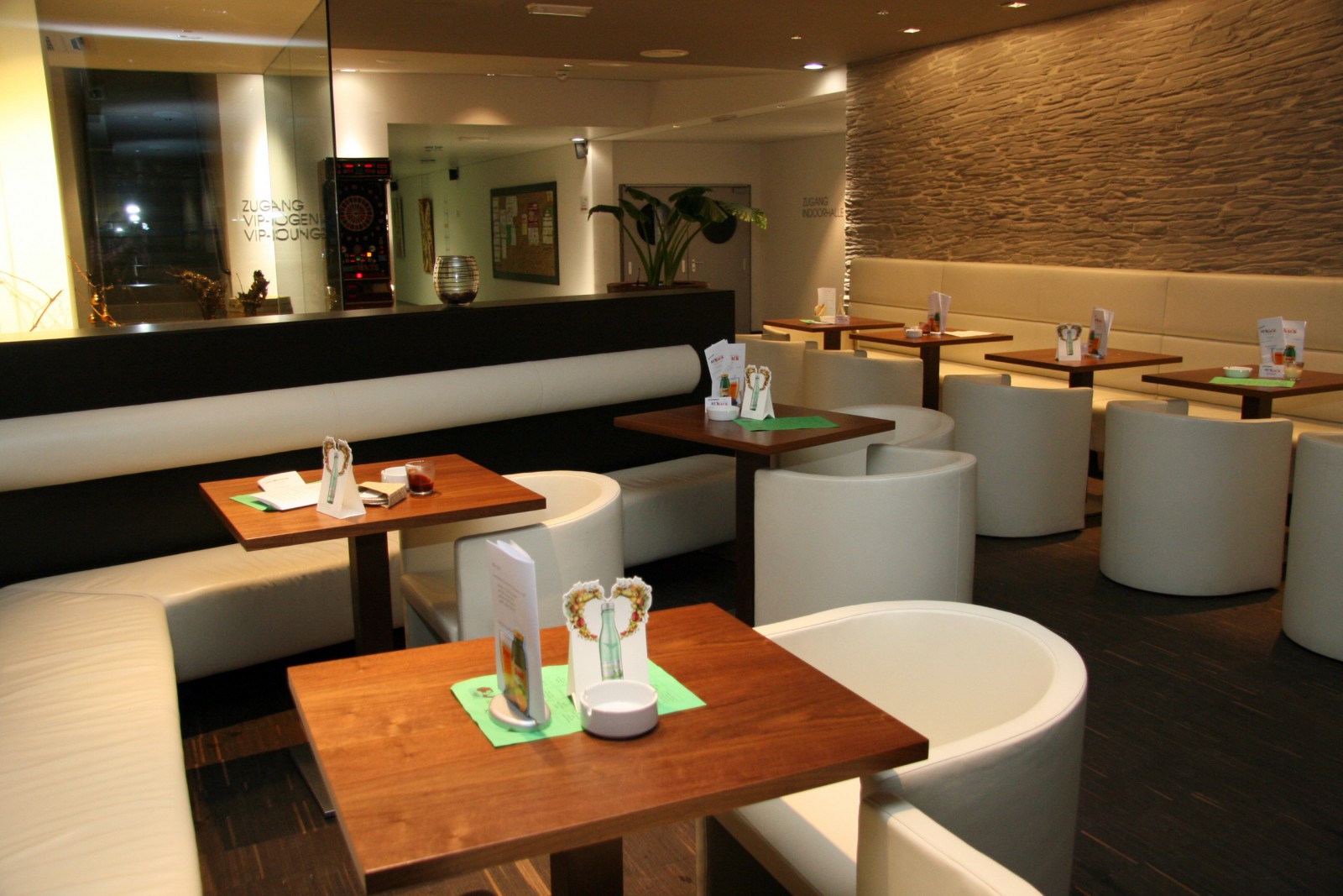 AUT BACK Grill Sportsbar in Ritzing, Foto 6