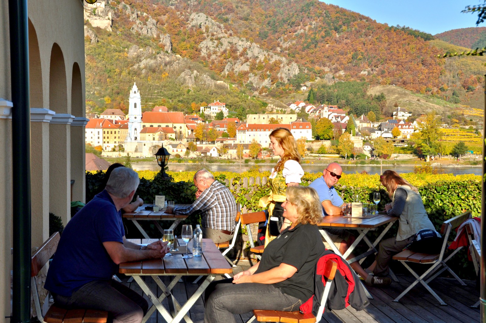 Restaurant Weidinger, Weinbau, Heuriger in Rossatz