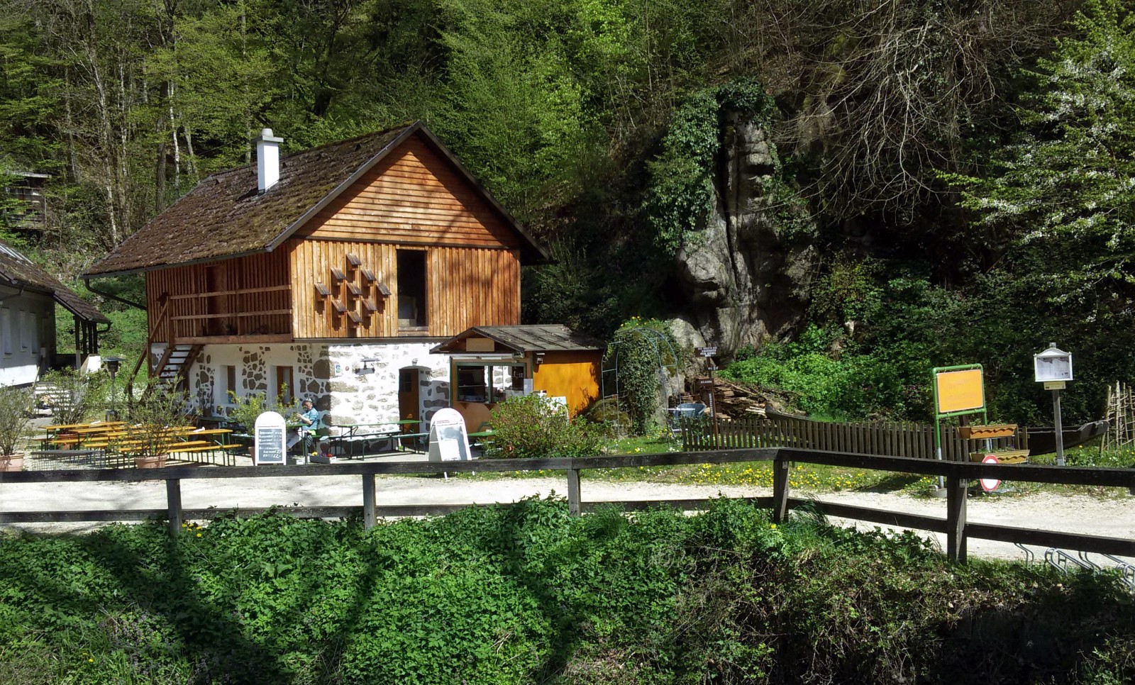 Restaurant Jausenstation Giessenbachmuhle in St. Nikola an der Donau