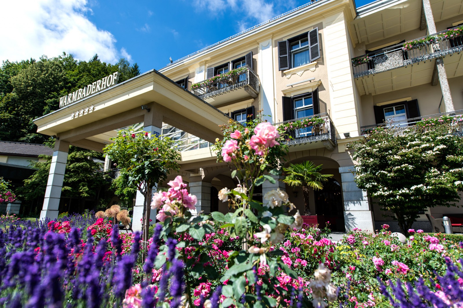 Cafe Konditorei im Warmbaderhof in Villach