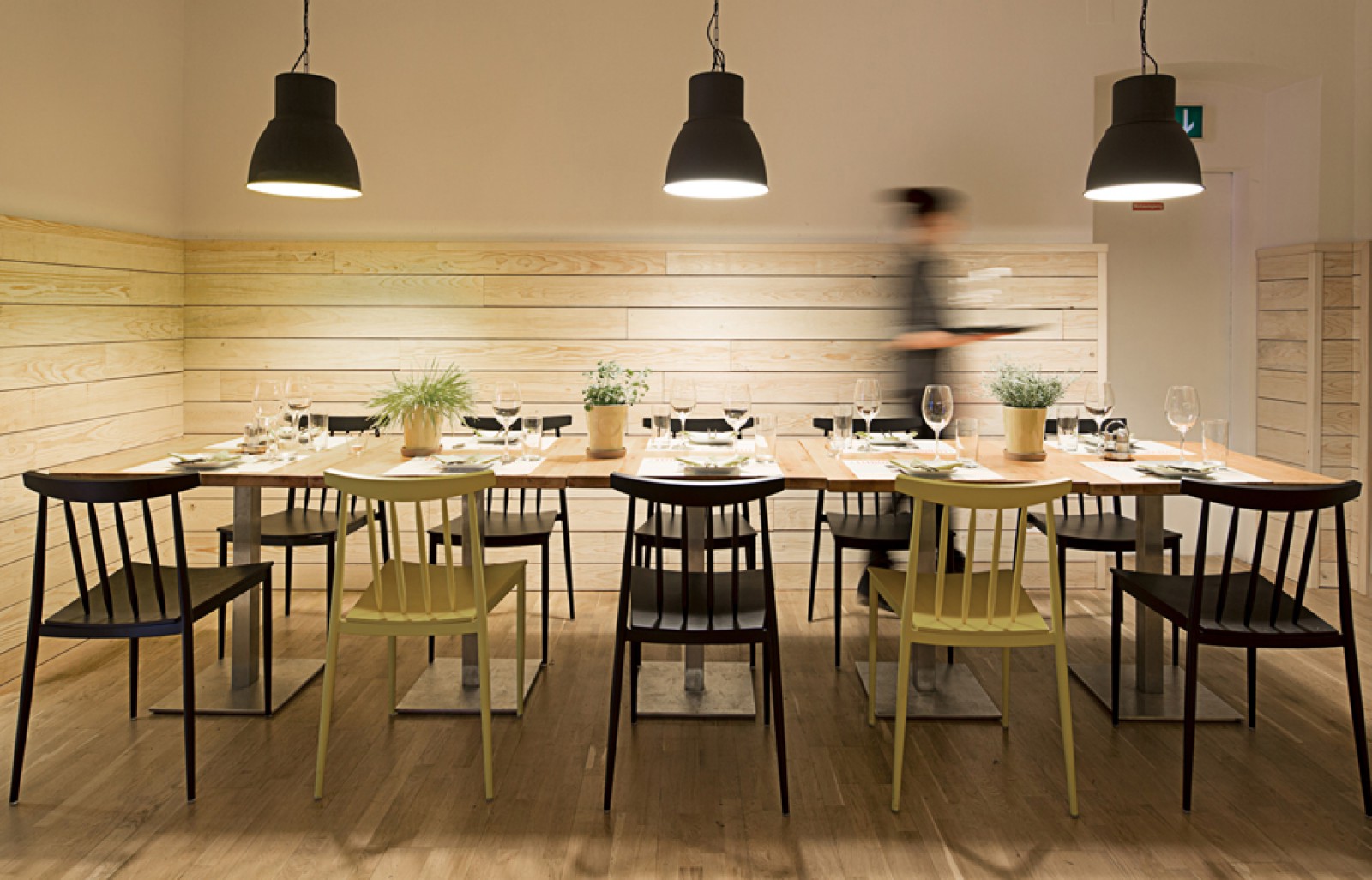 Lisboa Lounge, Dine & Wine in Wien, Foto 1