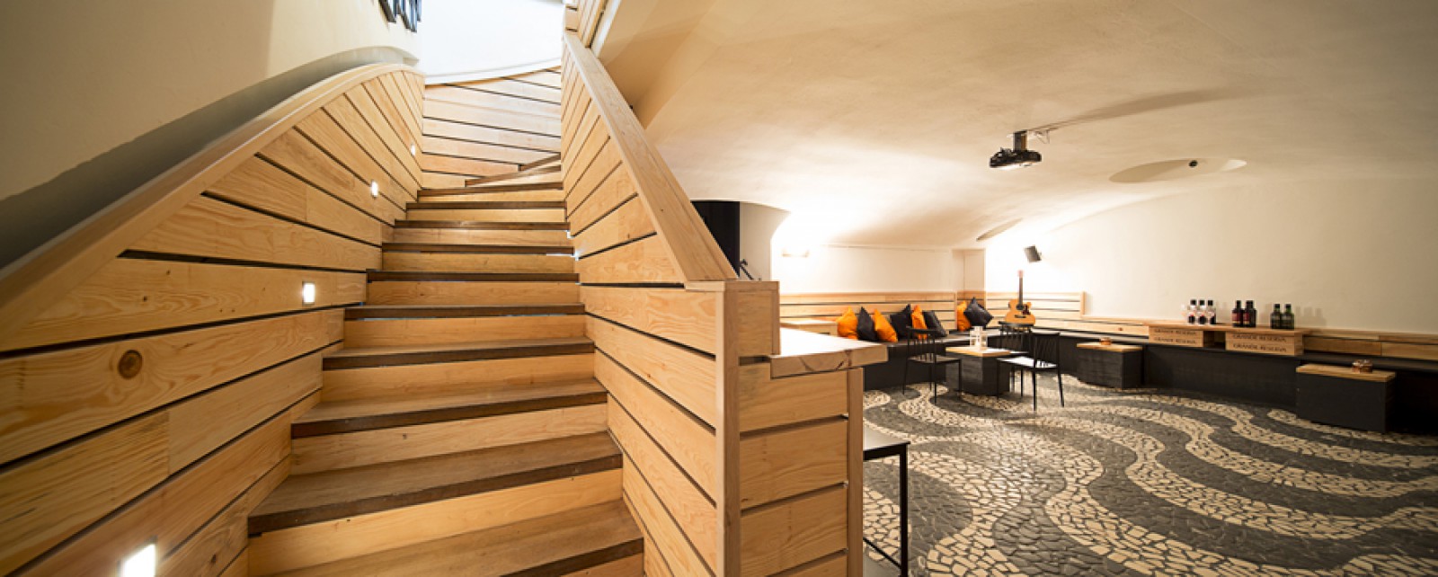 Lisboa Lounge, Dine & Wine in Wien, Foto 4