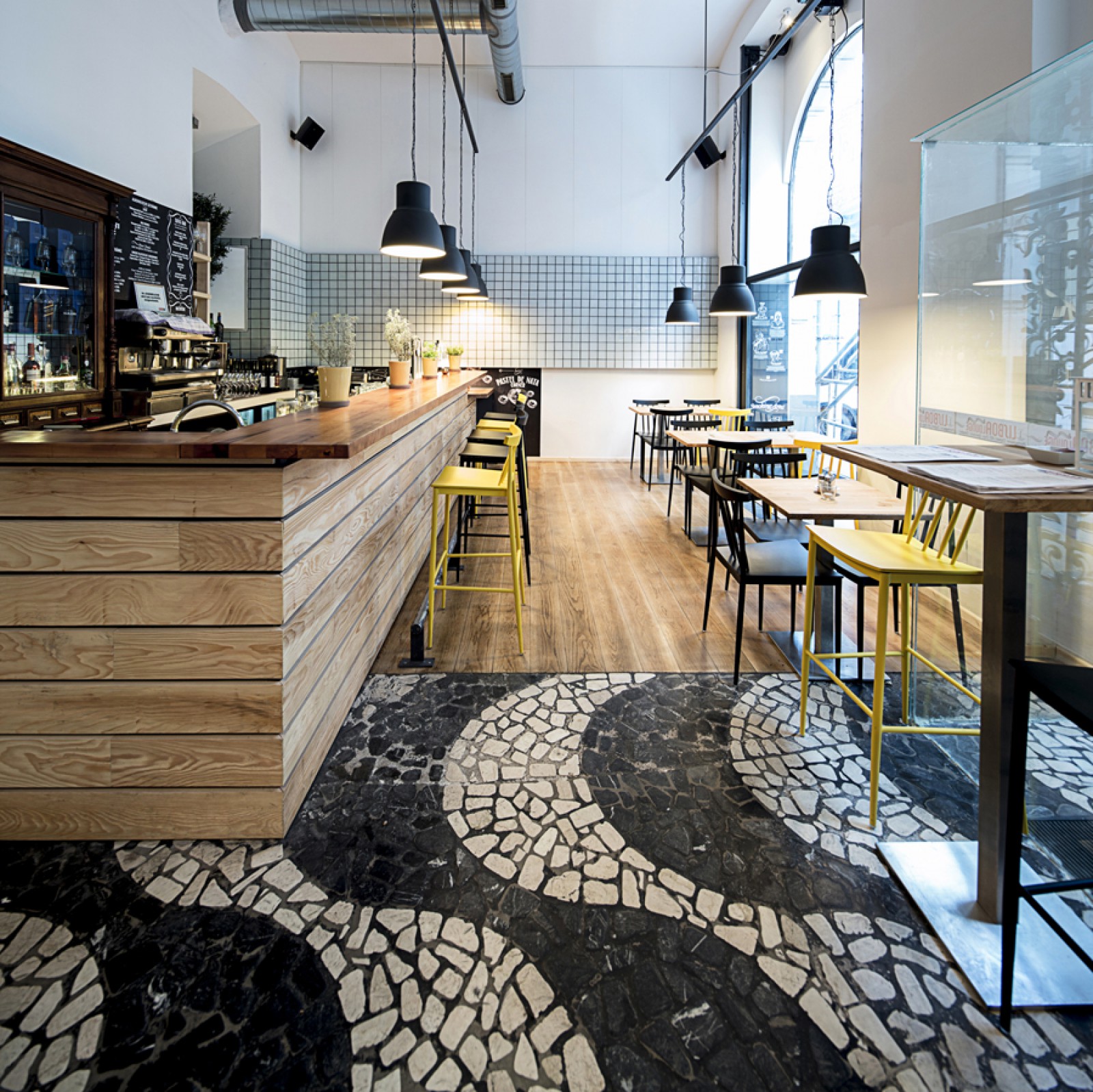 Lisboa Lounge, Dine & Wine in Wien, Foto 5
