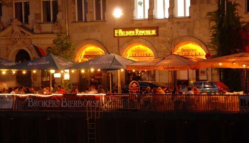 Restaurant Die Berliner Republik mit Brokers Bierbörse