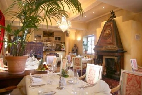Hotel Schloß Edesheim