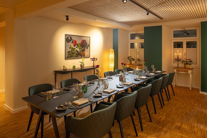 PETILLIO Restaurant by Armin Röttele