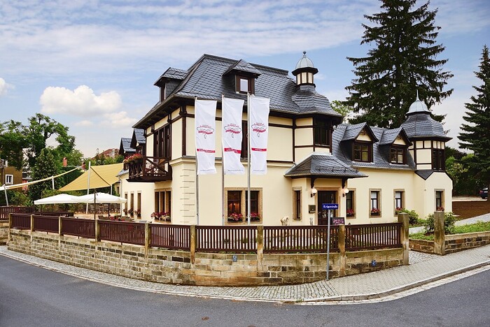 Restaurant & Hotel Schöne Aussicht